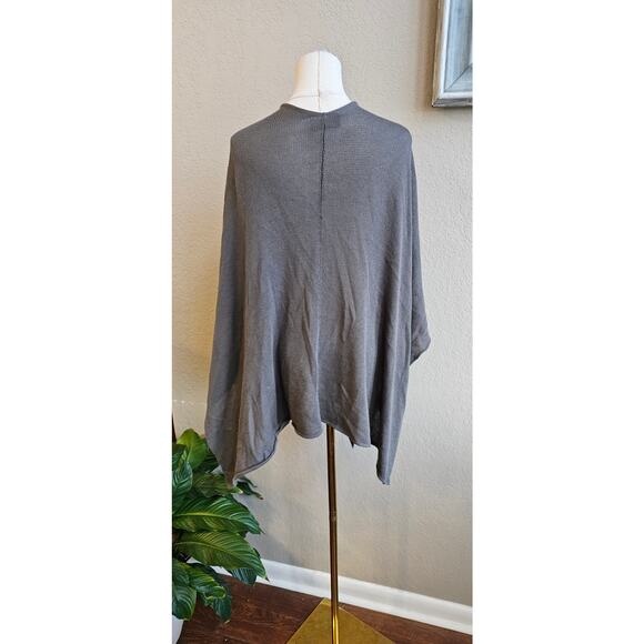 Wooden Ships Open Poncho Kimono Cardigan Sweater Women Size S/M Gray Knit Drapey - Picture 4 of 6